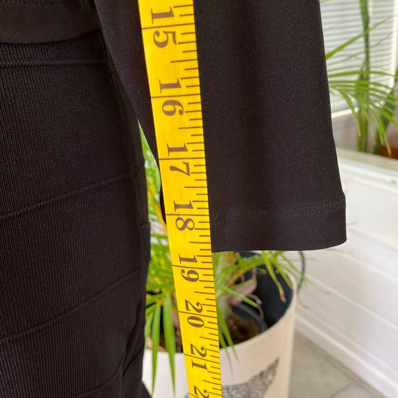 Calvin Klein Feathered Collar Cardigan - Picture 6 of 9